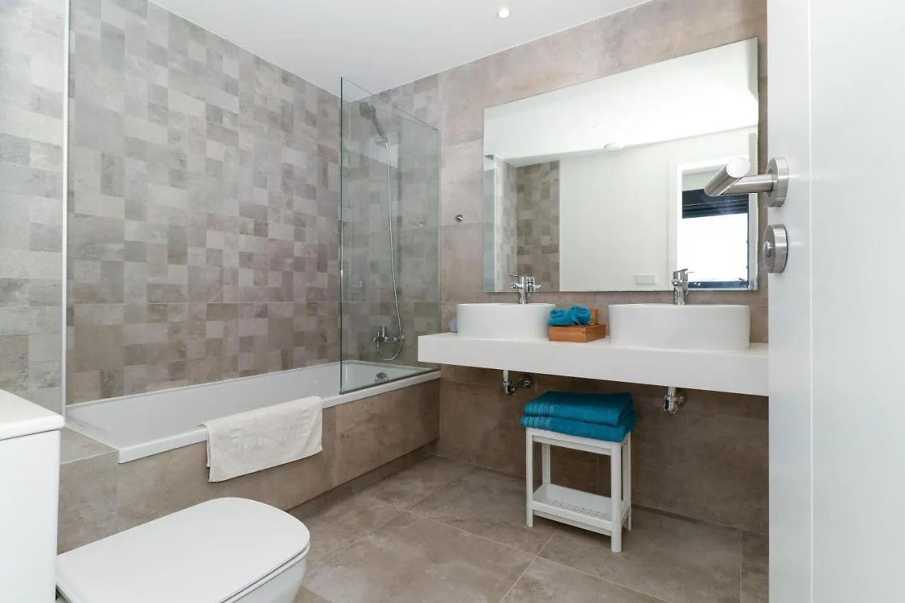 Newly Refurbished 2Bed Apartment In Residence Infinity, Pool By Rafleys Estepona Spain